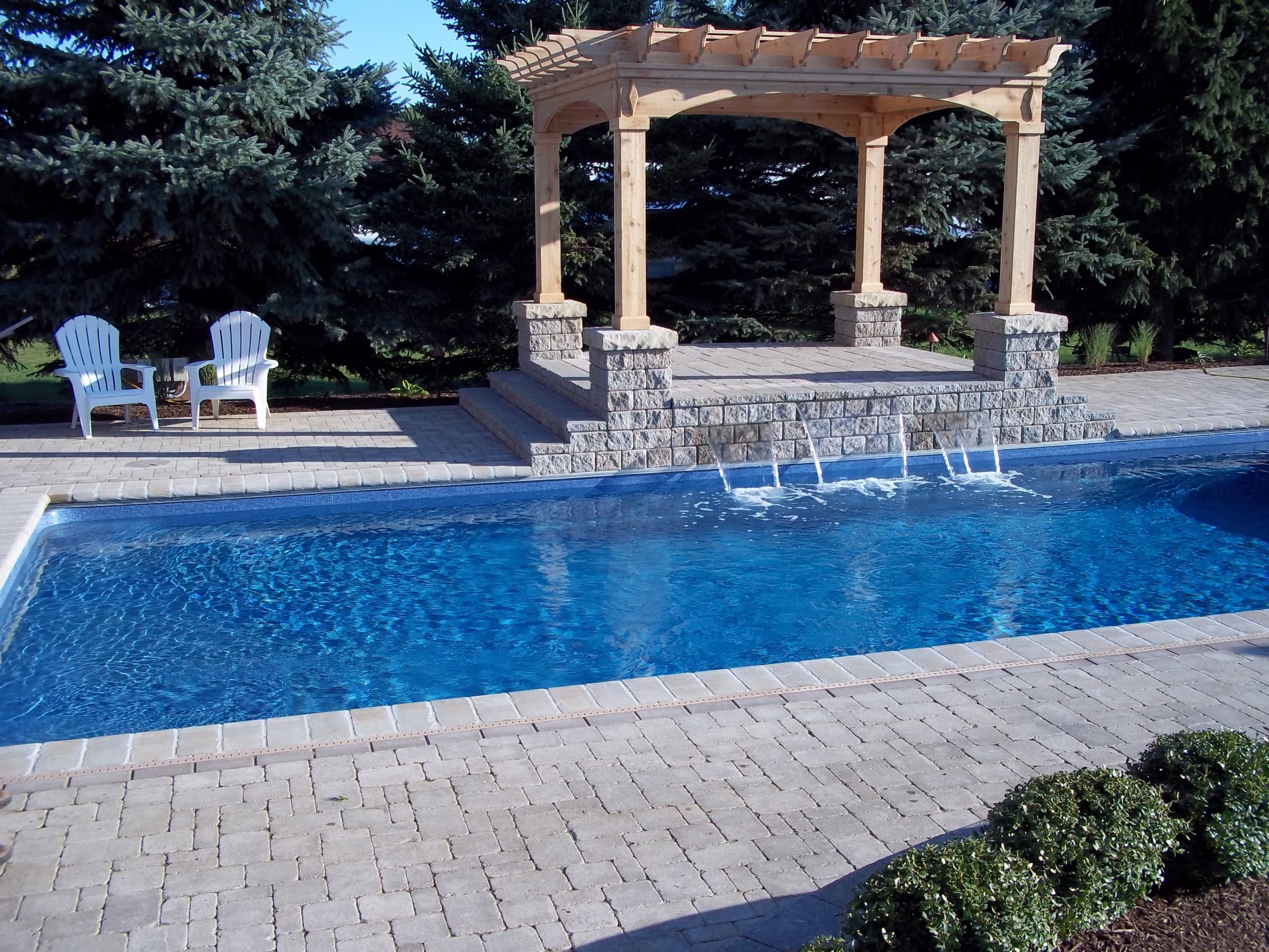 Blue Hawaiian Pools of Michigan Fiberglass pool sale Barcelona 1a (1