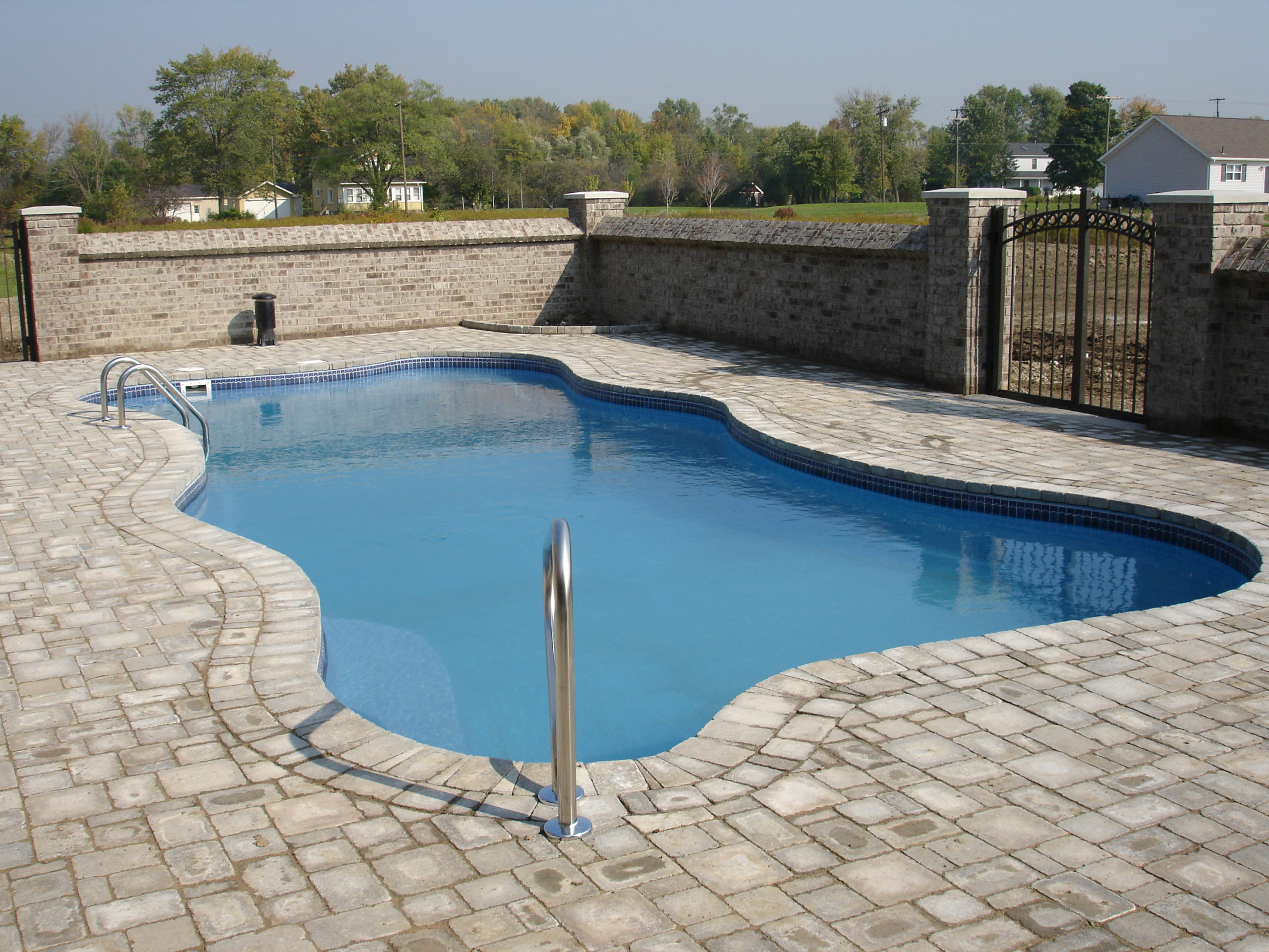 Blue Hawaiian Pools of Michigan Cambridge Fiberglass Swimming Pool