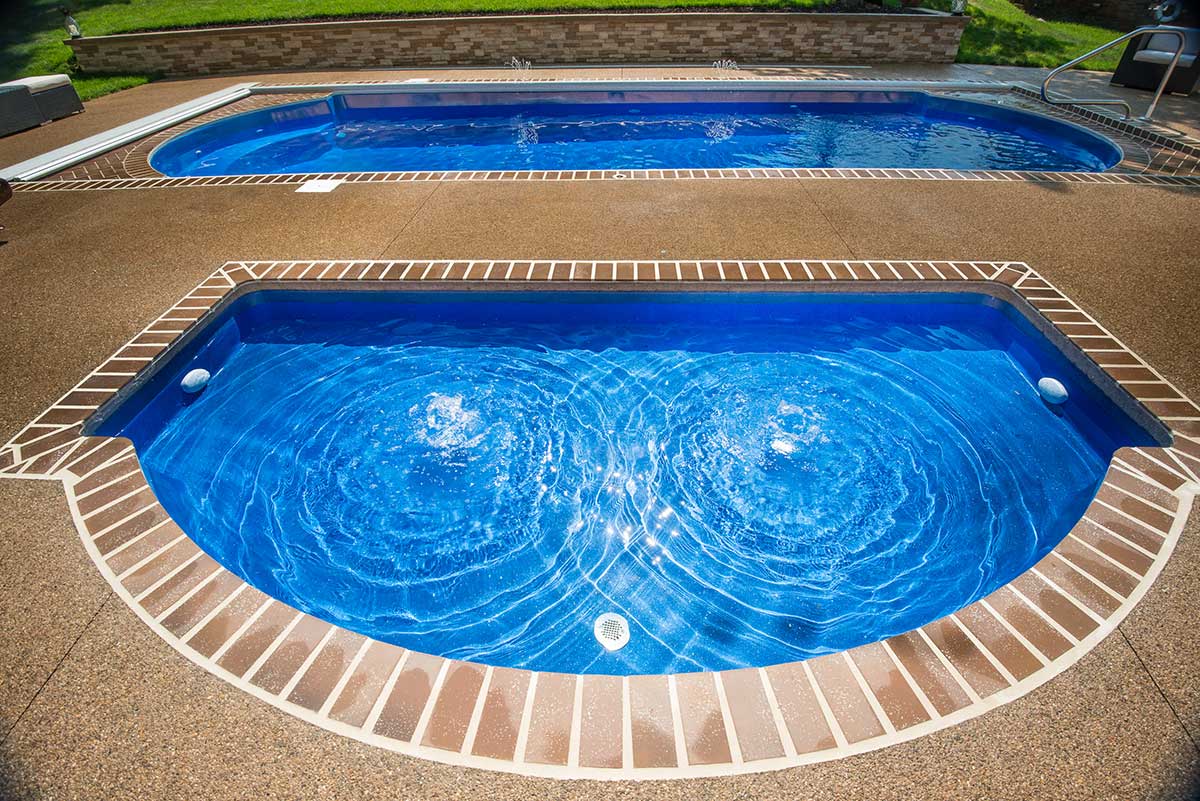 Wet Deck 14x8 ⋆ Blue Hawaiian Pools of Michigan