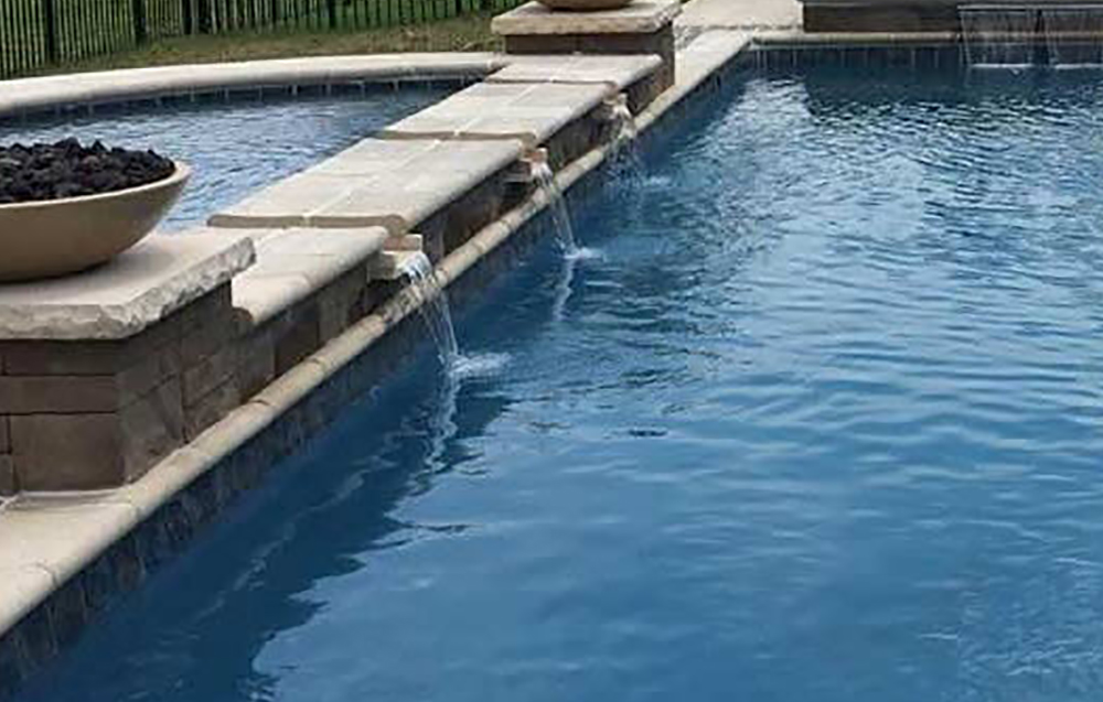 Fiberglass and Vinyl Liner Pool Tanning Ledges ⋆ Blue Hawaiian Pools of