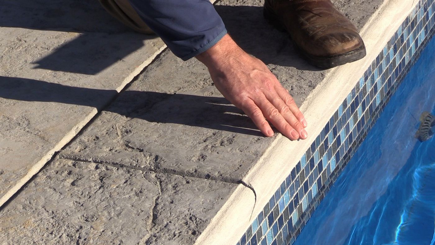 Cantilever Concrete Coping ⋆ Blue Hawaiian Pools of Michigan